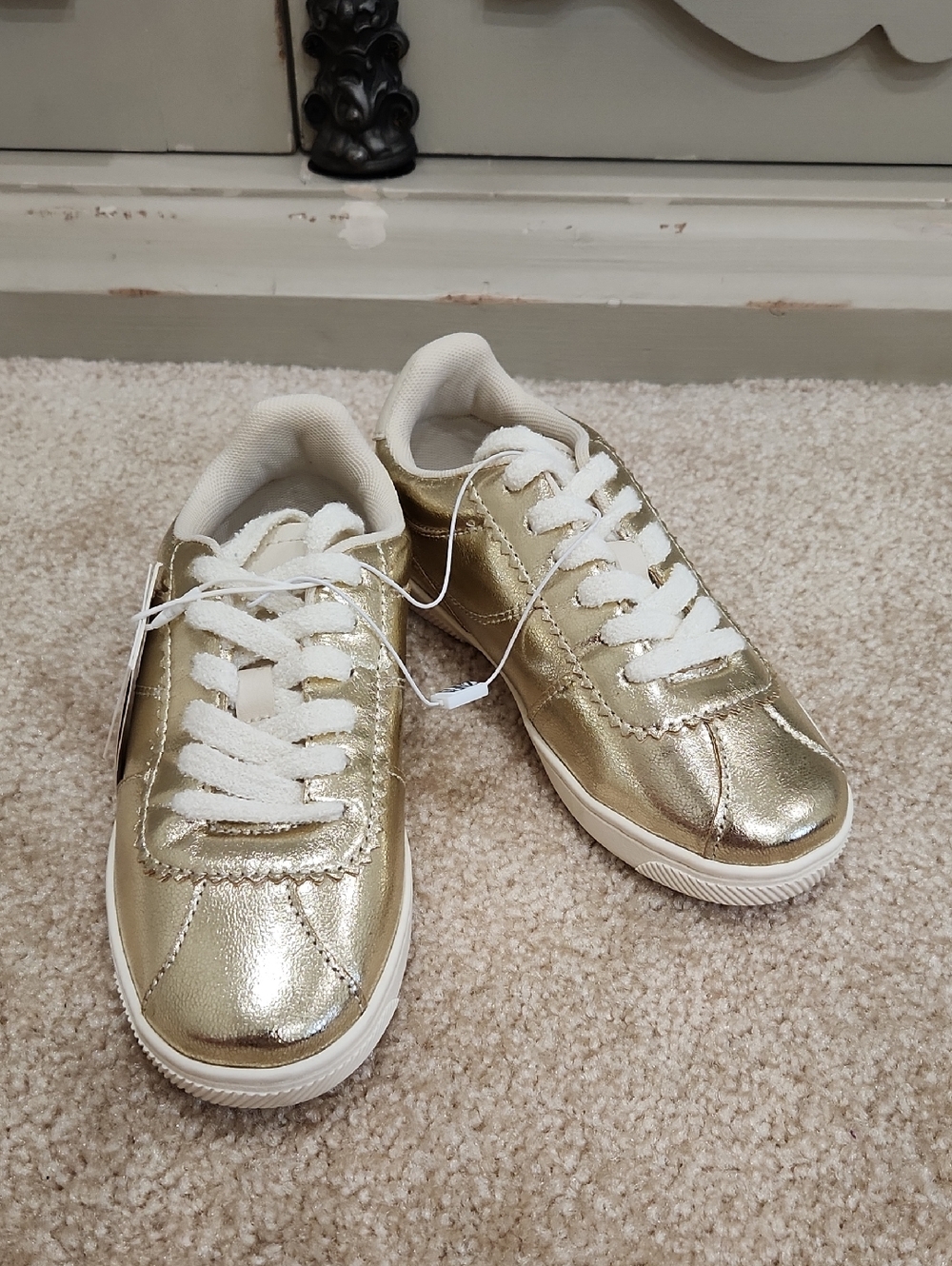 Zara Girls Metallic Gold Sneakers with White Laces Size EU 32/ US 1 BNWT